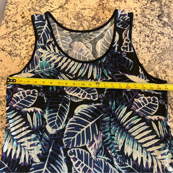 Palm Harbour Sleeveless Knit Tank Top Size XL Blue Black Palm Leaf Design GUC - Picture 8 of 13